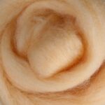 035 Honey Wool Sliver 1kg Bulk - Golden Amber Fiber for Realistic Animal Fur & Autumnal Felting